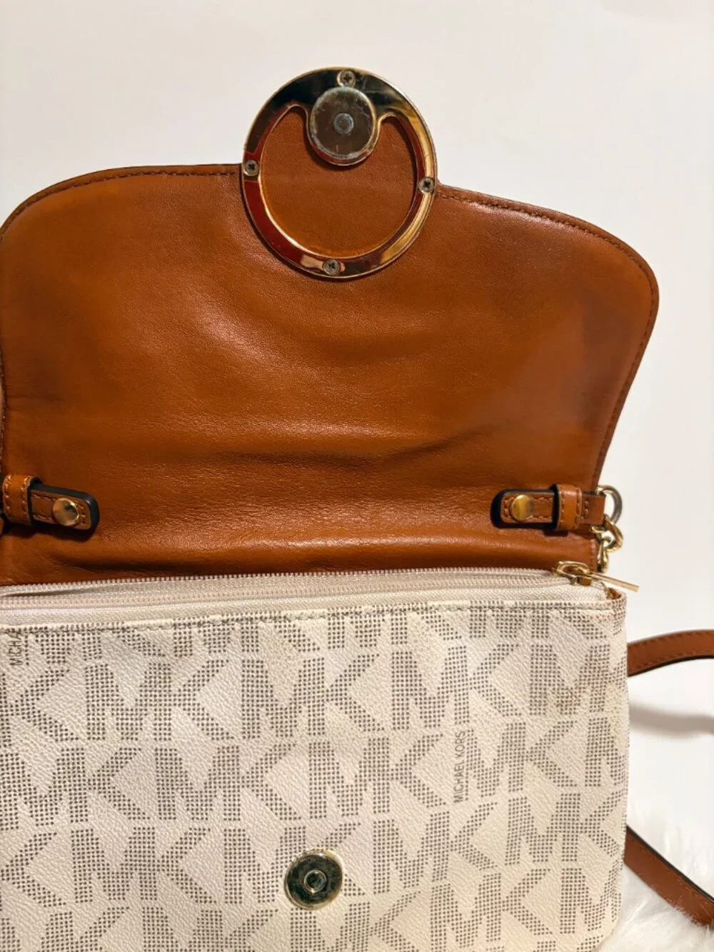 Michael Kors Fulton Large Logo Flap Crossbody Vanilla MK Signature Chain Bag